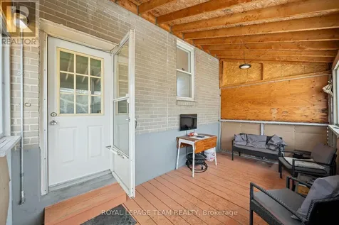 1123 Secord Avenue Ottawa ON K1H 8C9