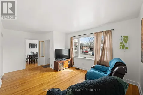 1123 Secord Avenue Ottawa ON K1H 8C9