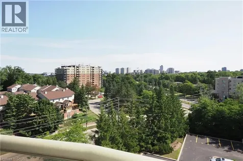 255 Keats Way Waterloo ON N2L 6N6