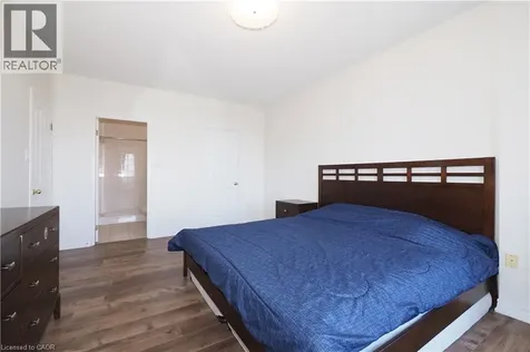 255 Keats Way Waterloo ON N2L 6N6