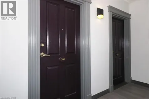 255 Keats Way Waterloo ON N2L 6N6