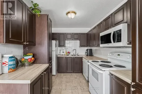 2642 Moncton Road Ottawa ON K2B 7W1