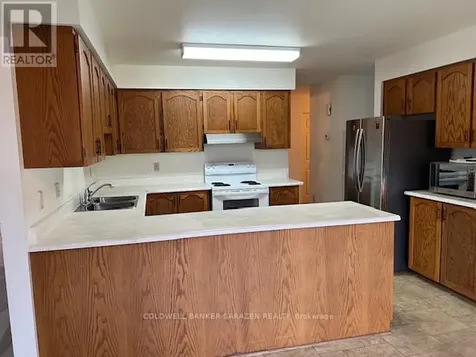 38 Bateman Drive Ottawa ON K2G 5H4