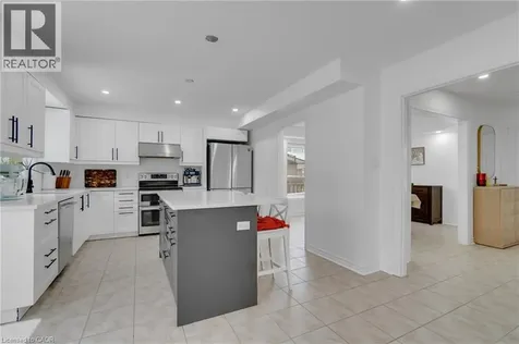 191 Hawkswood Trail Hamilton ON L9B 2T1