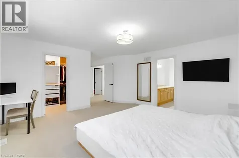 191 Hawkswood Trail Hamilton ON L9B 2T1