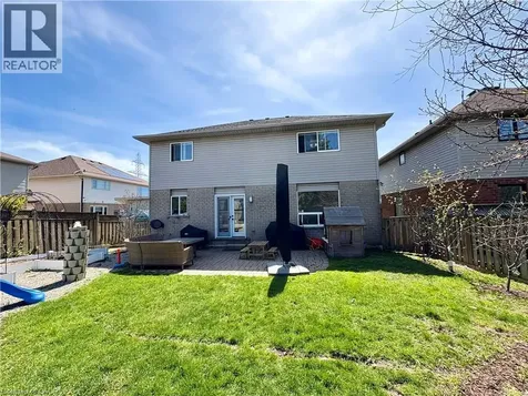191 Hawkswood Trail Hamilton ON L9B 2T1