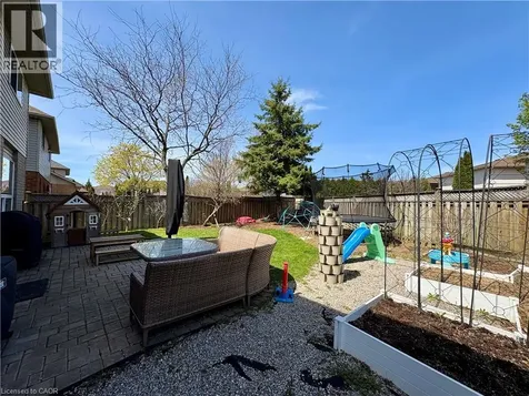 191 Hawkswood Trail Hamilton ON L9B 2T1