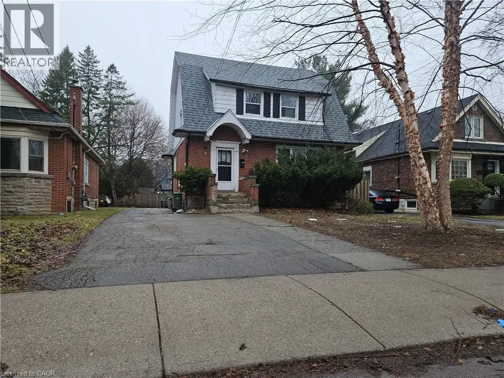 35 Kingsmount Street North Hamilton ON L8S 3L2