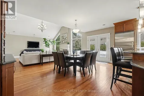 62 Rebecca Crescent Ottawa ON K1J 6B9