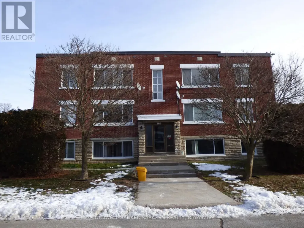 683 Irene Crescent Ottawa ON K1Z 7J1