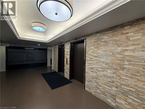 776 Laurelwood Drive Waterloo ON N2V 0A8