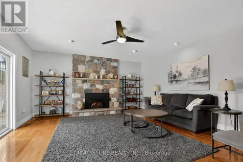 259 Lake Avenue East Carleton Place ON K7C 1J4