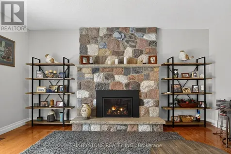 259 Lake Avenue East Carleton Place ON K7C 1J4