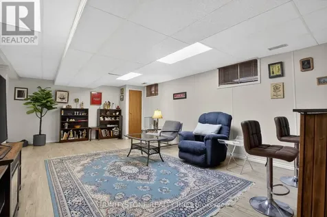 259 Lake Avenue East Carleton Place ON K7C 1J4