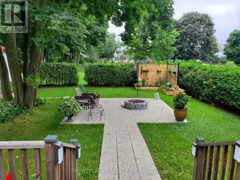 259 Lake Avenue East Carleton Place ON K7C 1J4