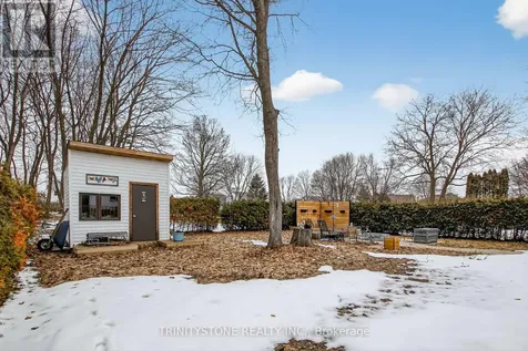 259 Lake Avenue East Carleton Place ON K7C 1J4