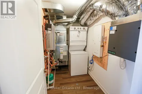 40 Pietz Avenue Welland (broadway) ON L3C 1Z5