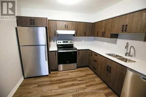 40 Pietz Avenue Welland (broadway) ON L3C 1Z5