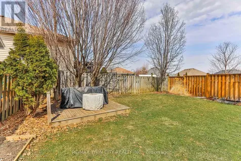 3 Oliver Court Brantford ON N3T 6N6
