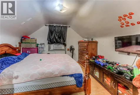 119 Walker Street Kitchener ON N2A 1S4