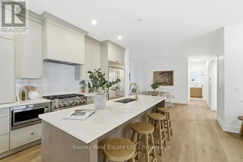 130 Fifth Street Collingwood ON L9Y 5V1