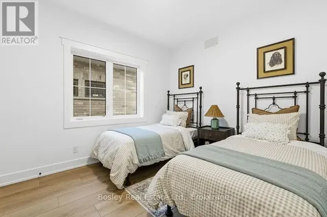 130 Fifth Street Collingwood ON L9Y 5V1