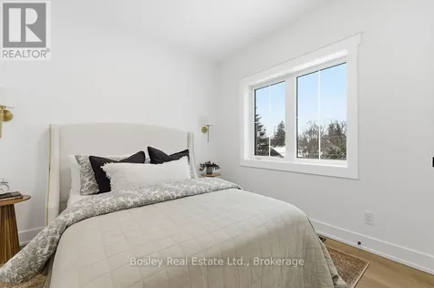 130 Fifth Street Collingwood ON L9Y 5V1