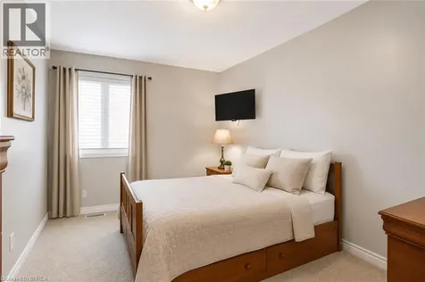 3 Oliver Court Brantford ON N3T 6N6