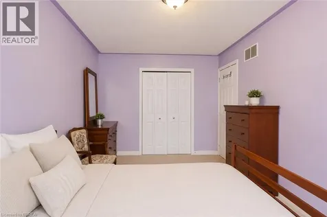 3 Oliver Court Brantford ON N3T 6N6