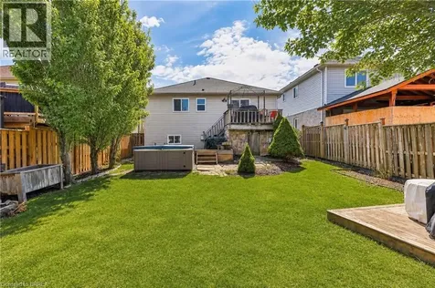 3 Oliver Court Brantford ON N3T 6N6