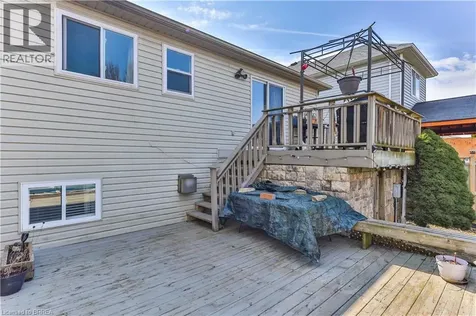 3 Oliver Court Brantford ON N3T 6N6