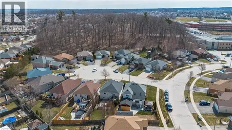 3 Oliver Court Brantford ON N3T 6N6