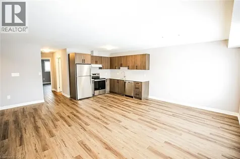 46 Pietz Avenue Welland ON L3C 1Z4