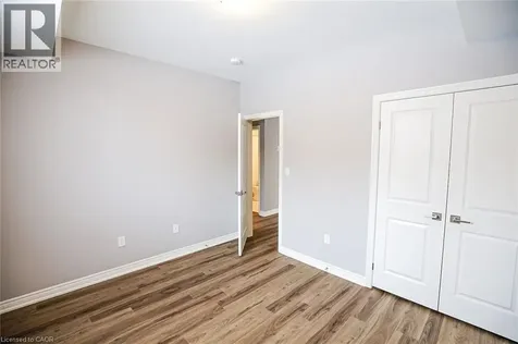 40 Pietz Avenue Welland ON L3C 1Z4