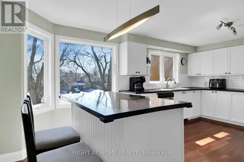 34 Kenmare Place Ottawa ON K2J 3L9