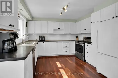 34 Kenmare Place Ottawa ON K2J 3L9