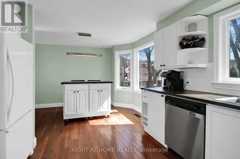 34 Kenmare Place Ottawa ON K2J 3L9
