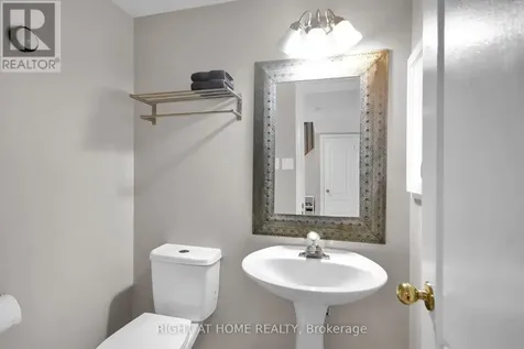 34 Kenmare Place Ottawa ON K2J 3L9