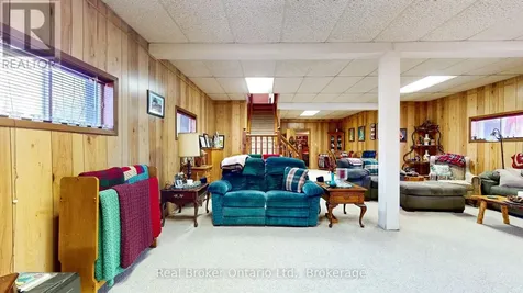 14 Seneca Crescent Tiny ON L9M 0C9