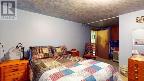14 Seneca Crescent Tiny ON L9M 0C9