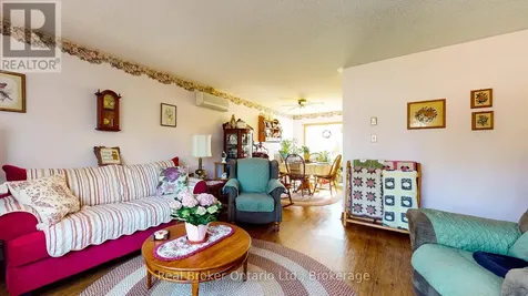 14 Seneca Crescent Tiny ON L9M 0C9