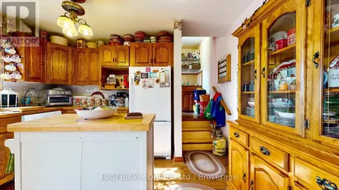 14 Seneca Crescent Tiny ON L9M 0C9