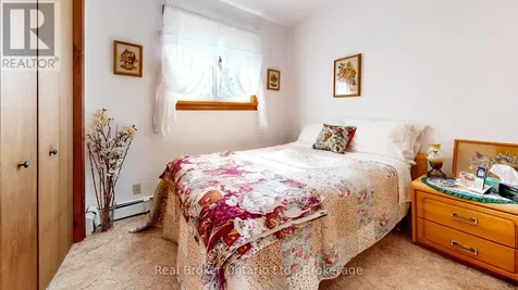 14 Seneca Crescent Tiny ON L9M 0C9
