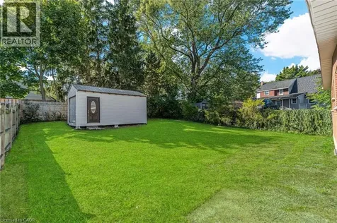 6122 Mayfair Drive Niagara Falls ON L2J 1W1