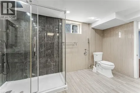 6122 Mayfair Drive Niagara Falls ON L2J 1W1