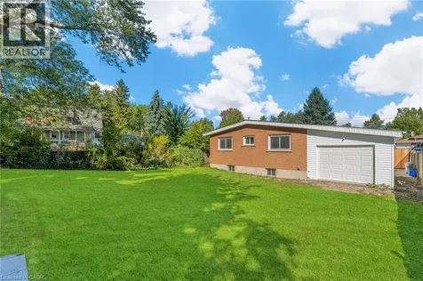 6122 Mayfair Drive Niagara Falls ON L2J 1W1