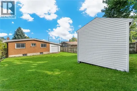 6122 Mayfair Drive Niagara Falls ON L2J 1W1