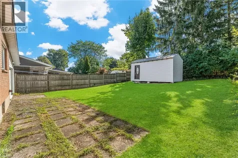 6122 Mayfair Drive Niagara Falls ON L2J 1W1