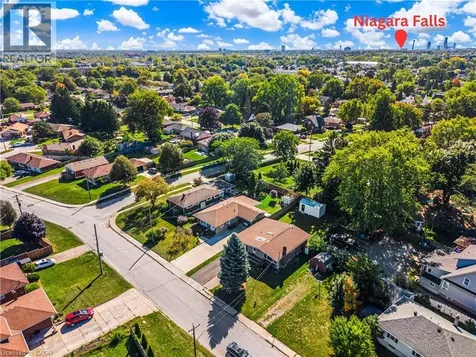 6122 Mayfair Drive Niagara Falls ON L2J 1W1