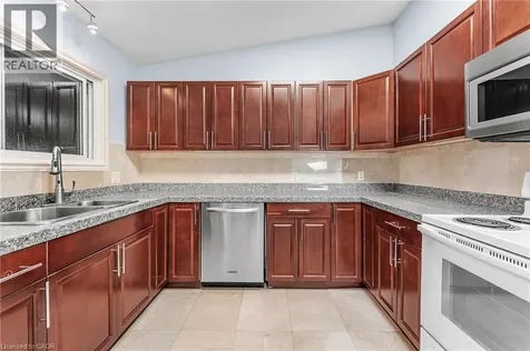6122 Mayfair Drive Niagara Falls ON L2J 1W1